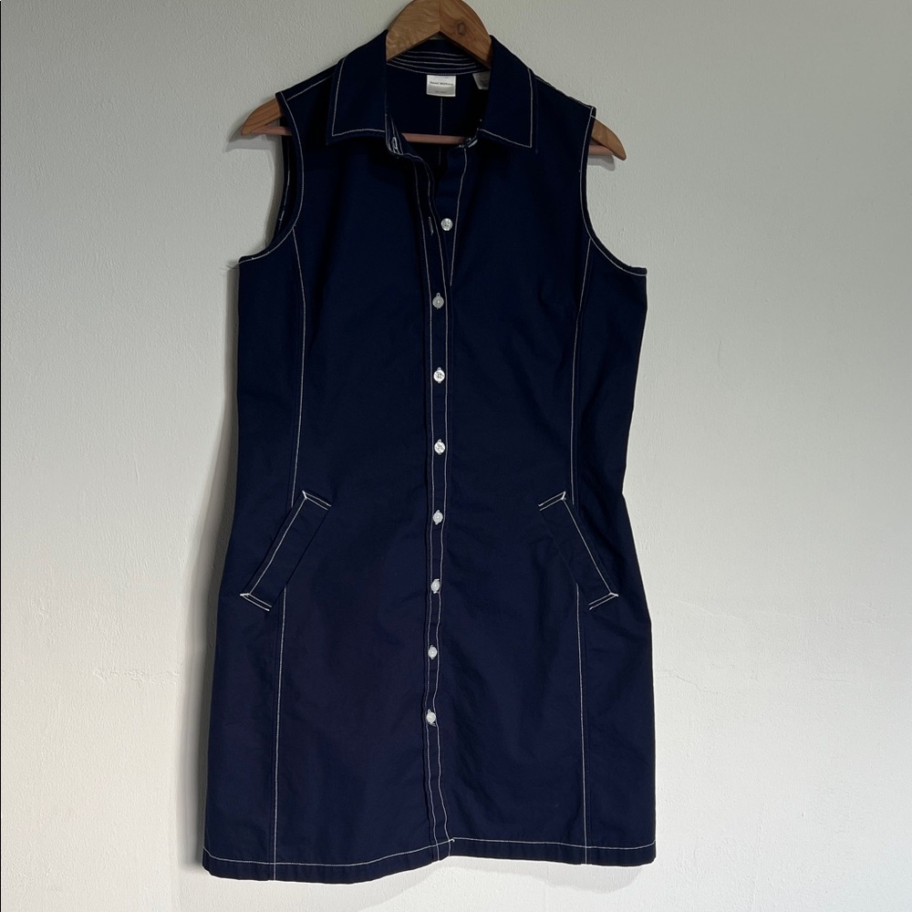 Isaac Mizrahi Navy Dress with White Contrast Stitching